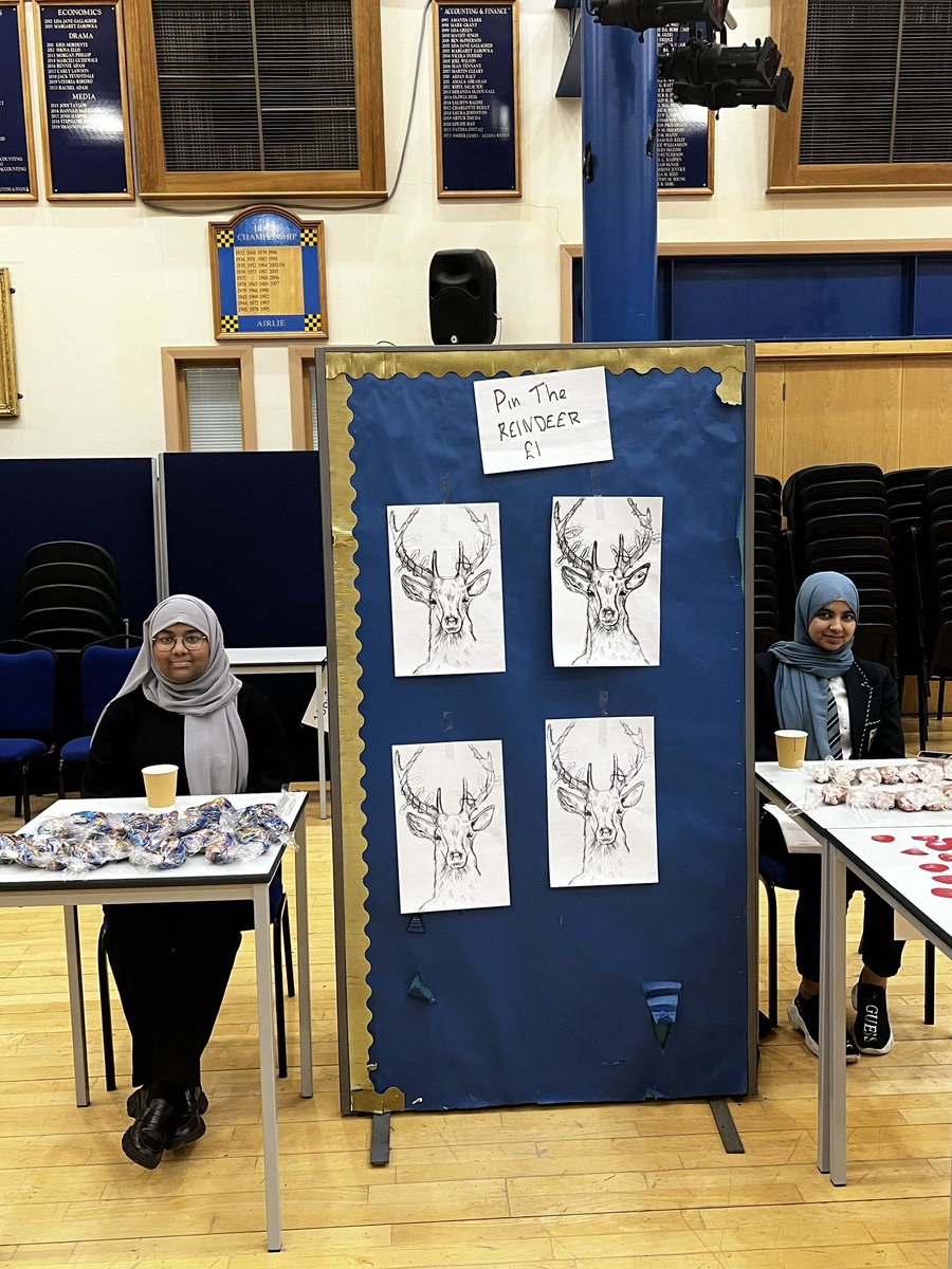 MorganInteract_'s tweet photo. Our Christmas event stalls! https://t.co/XKSlQdGxJU