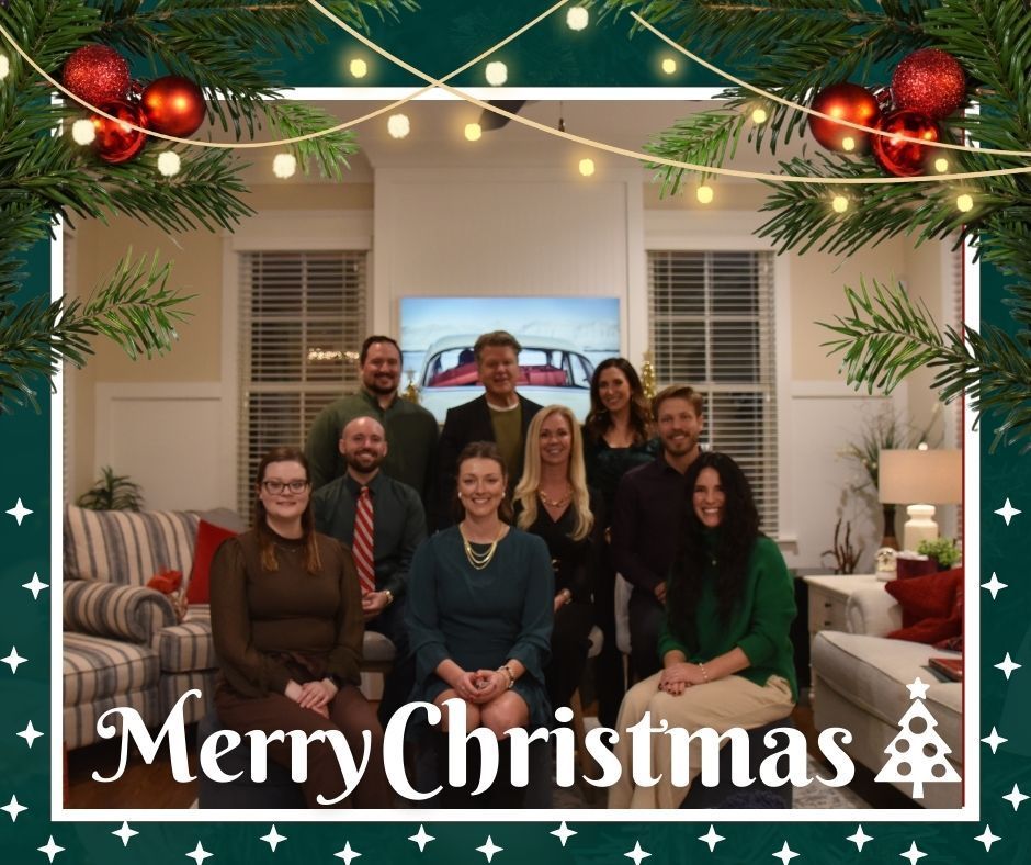TullFinancial's tweet image. We’re celebrating the season with our annual company Christmas party to reflect on a great year. Please note that our office will be closed at noon on December 24th as we enjoy this festive time with loved ones. We’ll reopen on January 2nd and look forward to serving you then!
