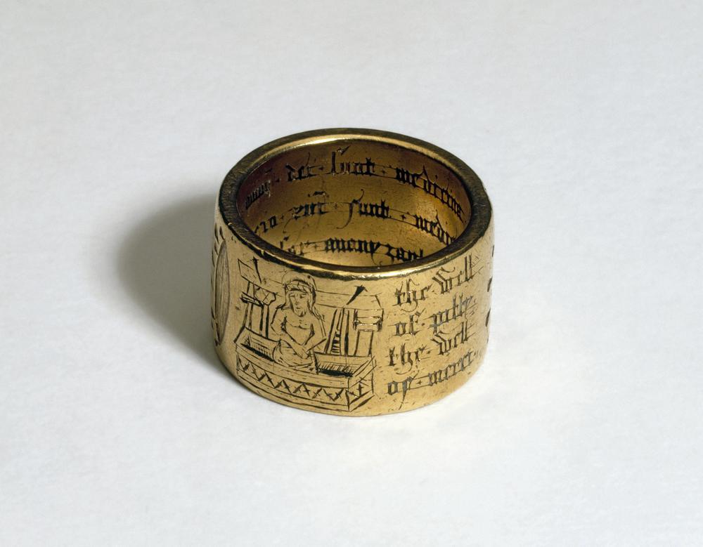 archaeologyart's tweet image. Inscribed gold ring depicting Jesus exiting the tomb, England, 15th century. Collection: The British Museum.