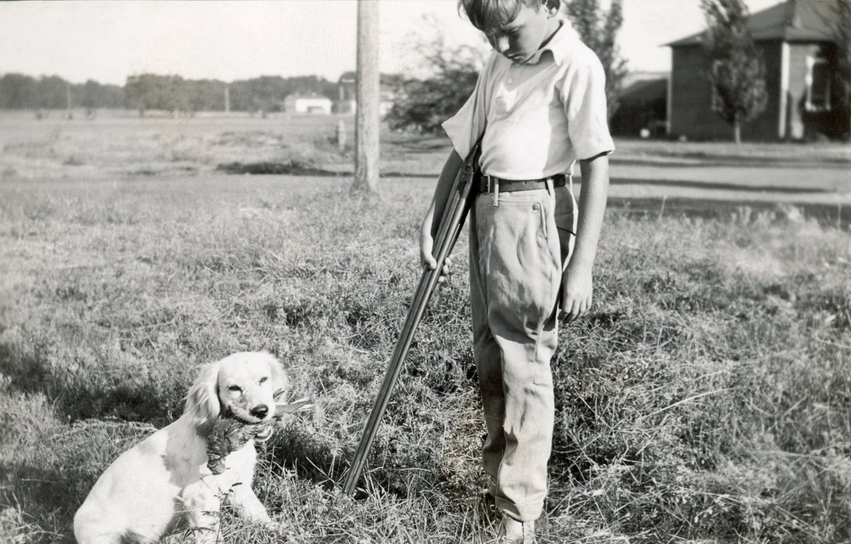 FieldandStream's tweet photo. A boy and his dog.
What was your childhood bird dog's name? 🐾
—Date Unknown. F&S Photo Archives.
#TheLegendLives #BirdDogs #Hunting #FSThrowbackThursday https://t.co/5m6wVancye