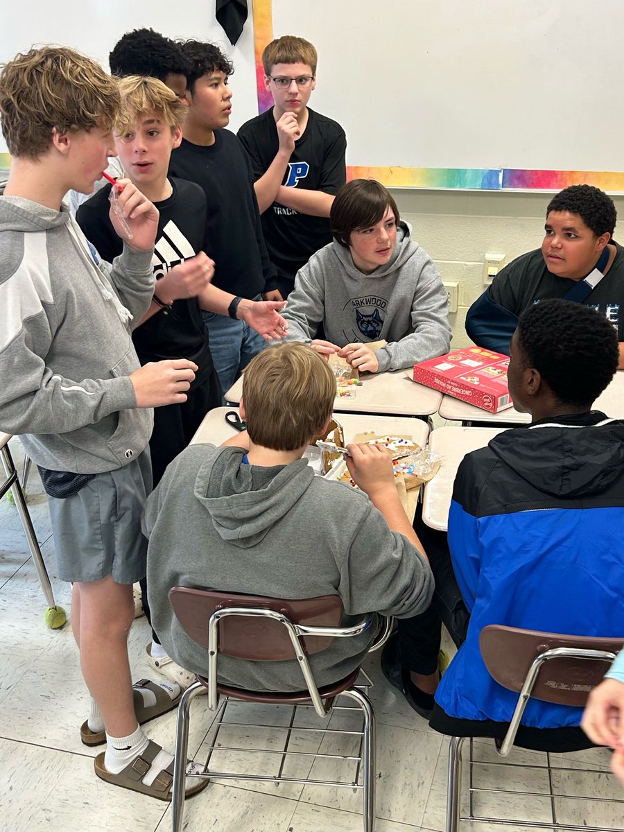 Parkwood Middle School (@parkwoodmsnc) on Twitter photo PGC had a gingerbread home makeover! Whose is the best? @aghoulihan @ucpsnc <a href="/jpdelucia/">John DeLucia</a> PGC had a gingerbread home makeover! Whose is the best? @aghoulihan @ucpsnc <a href="/jpdelucia/">John DeLucia</a>