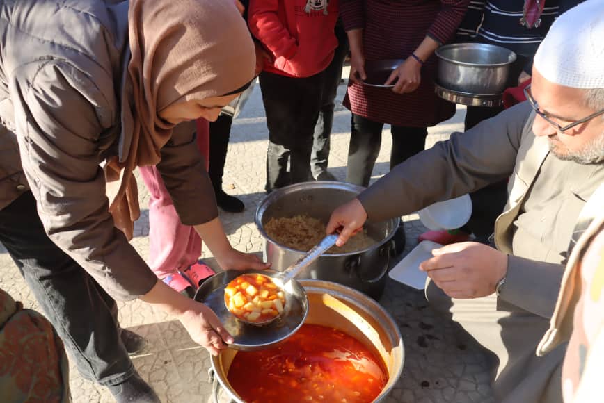 Mala_Kurdan's tweet photo. 🍛 Ev e jî xwarin a îro ye ji bo xelkê me yê penaber
Mala hemû Xêrxwaz û Alîkaran ava.
Gelek spas 🙏
#destbiderojava #Kurdistan #Kurds #Kurdish #Rojava https://t.co/hrJDzGnTgZ