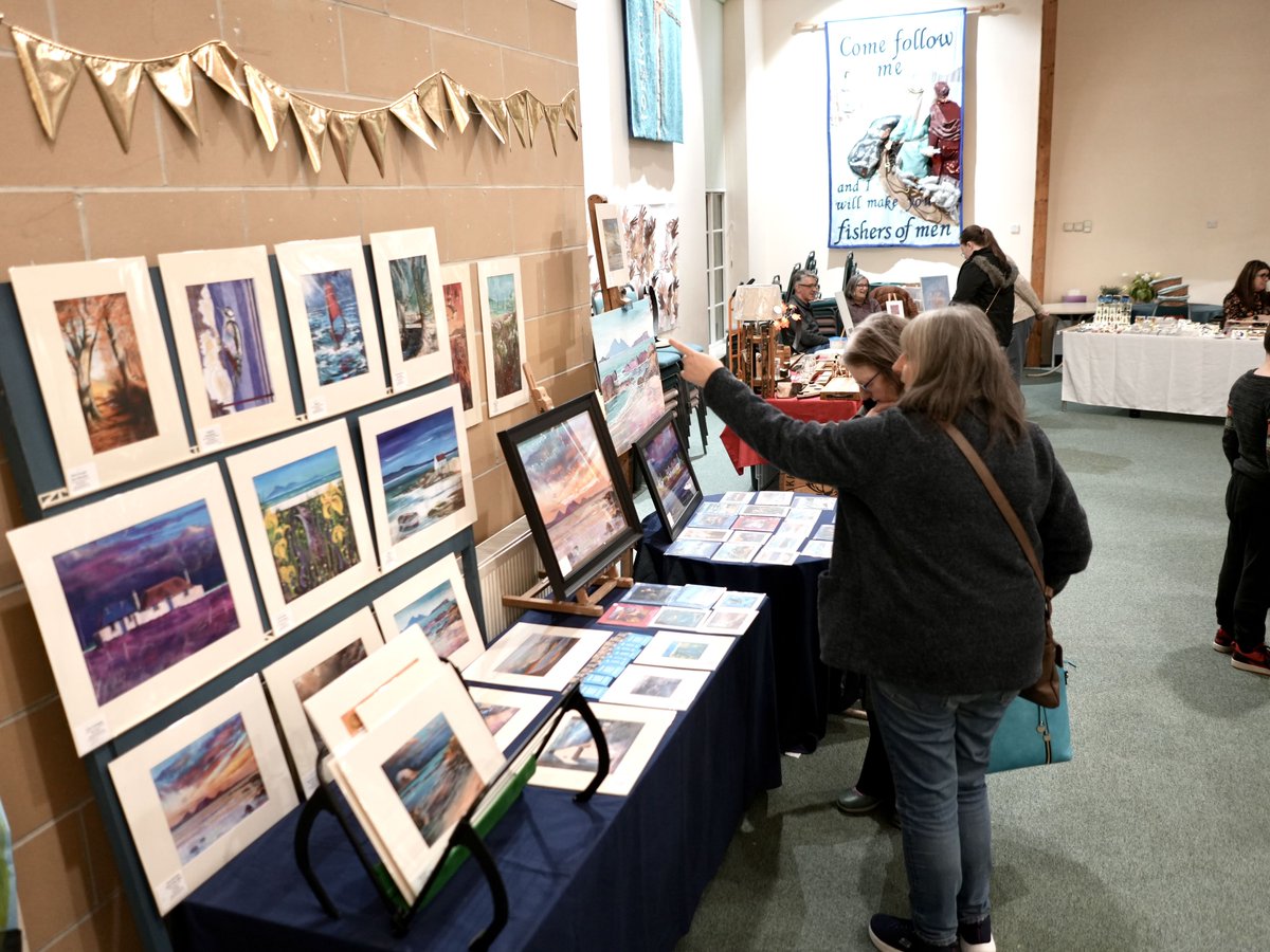 Comfort_Int's tweet photo. Fundraising Friday - well done to Bishopbriggs Community Church on their Christmas Craft fair which was a wonderful night and raised £1110 for Comfort projects. Well done everyone involved.
📷 by Ken Thomson

#comfortinternational #alittlecanchangealife #fundraising #wearecomfort https://t.co/jQncV3ydIL