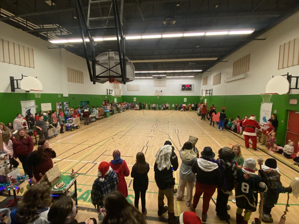 Ms. Dunphy (she/her) tweet media