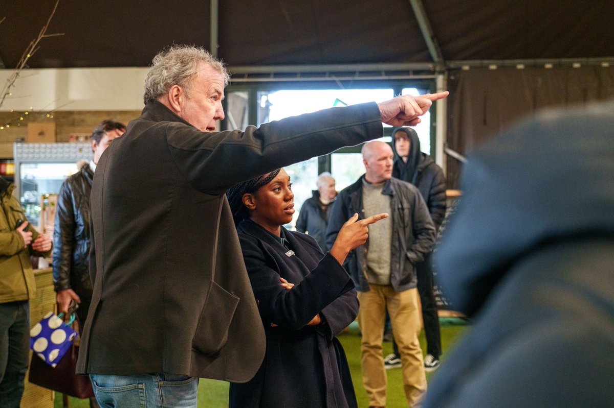 Kemi Badenoch (@kemibadenoch) on Twitter photo A delight to meet local farmers at <a href="/JeremyClarkson/">Jeremy Clarkson</a>’s pub where everything served is produced by British farmers.
Family farms across the country are now at risk because of Labour’s budget.
<a href="/Conservatives/">Conservatives</a> support farmers and will reverse the cruel family farms tax at the first A delight to meet local farmers at <a href="/JeremyClarkson/">Jeremy Clarkson</a>’s pub where everything served is produced by British farmers.
Family farms across the country are now at risk because of Labour’s budget.
<a href="/Conservatives/">Conservatives</a> support farmers and will reverse the cruel family farms tax at the first