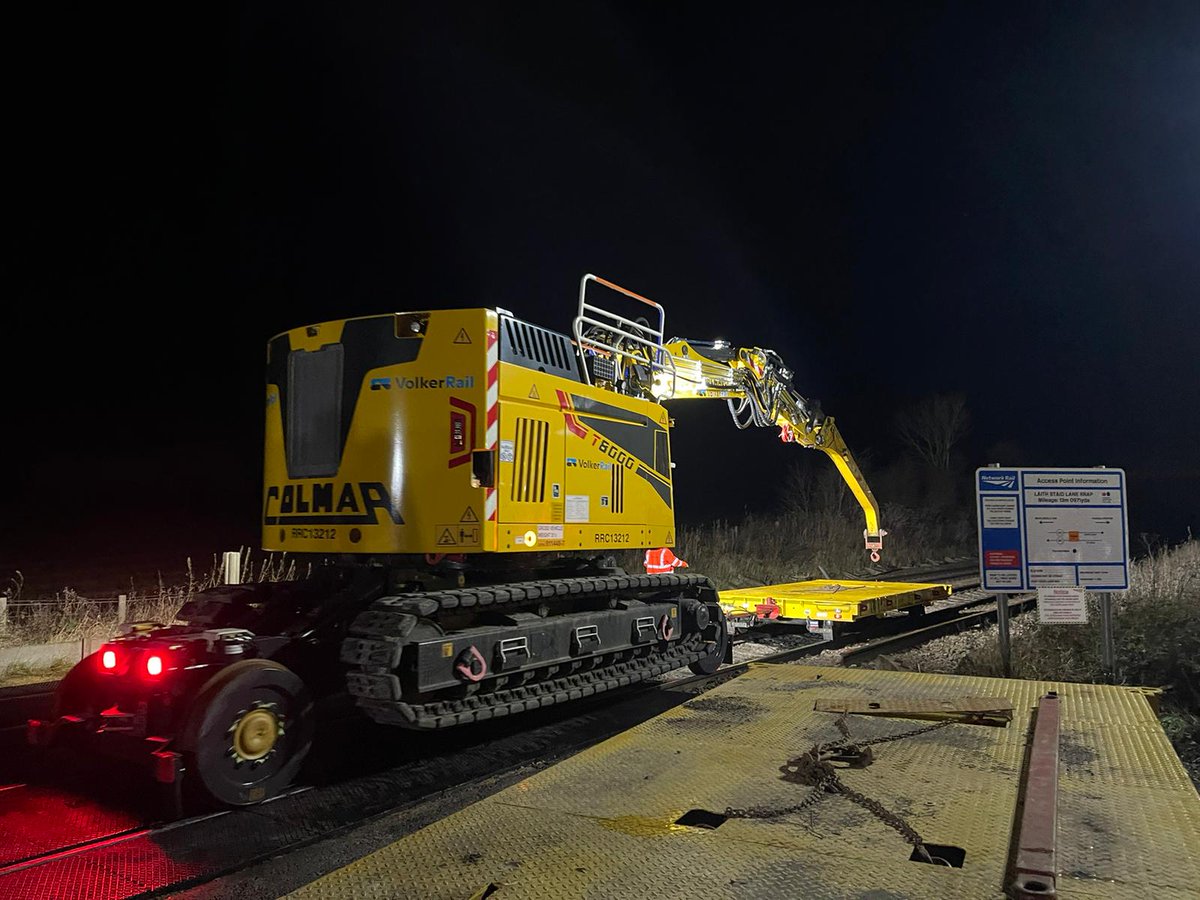 Our new T8000 Tracked Colmars have had a busy month working on the <a href="/Transpennine/">Train Watch</a> Route Upgrade to install new stanchions, and also replacing sleepers and renewing ballast at our plant depot in Frondingham.
#cando #rail #groundedyetsoaring