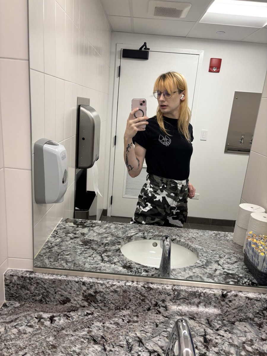 Shoutout to the goats <a href="/nuhousestudios/">Nu House Studios</a>