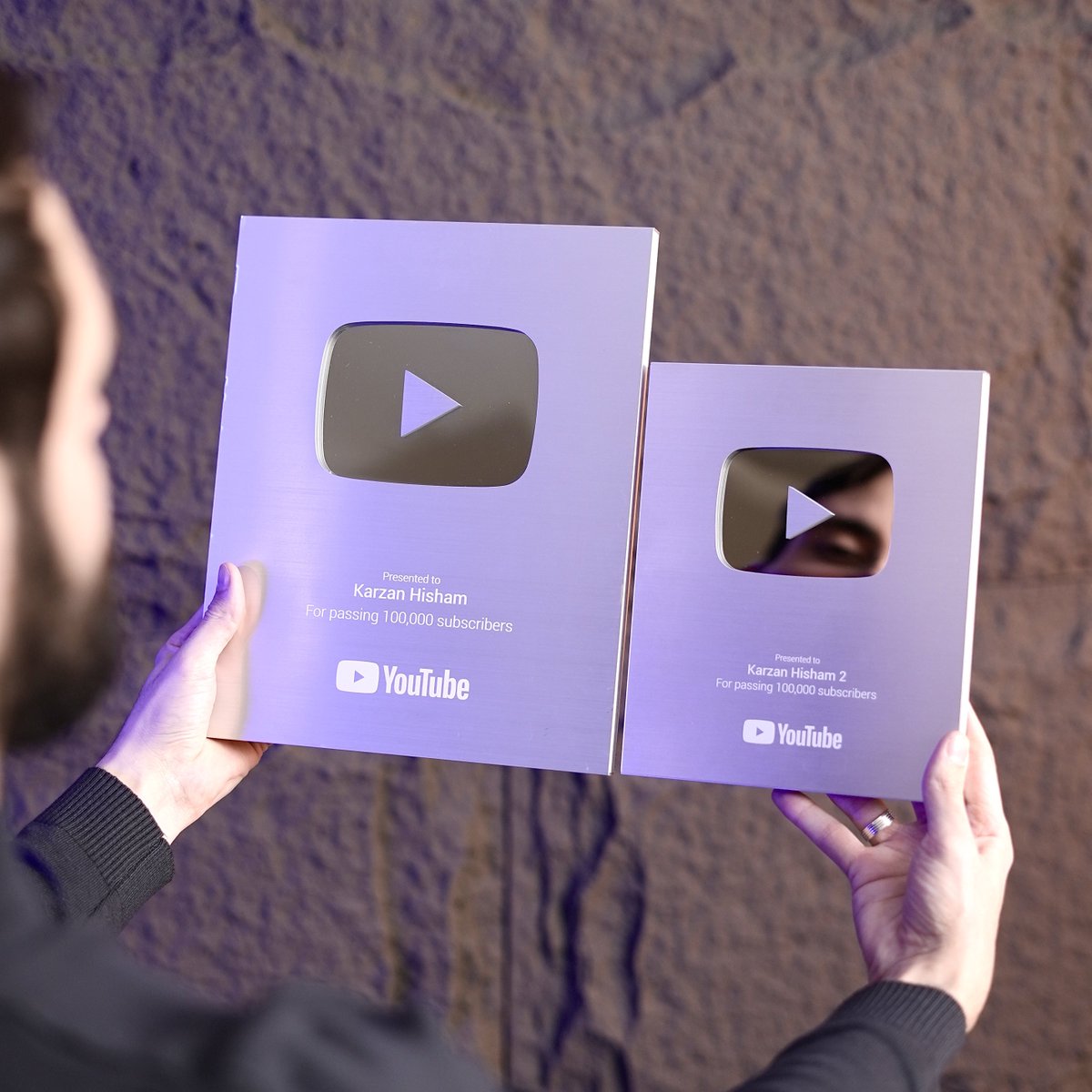 KarzA0n's tweet photo. 2nd YouTube award🥇 https://t.co/6vrqDv246o