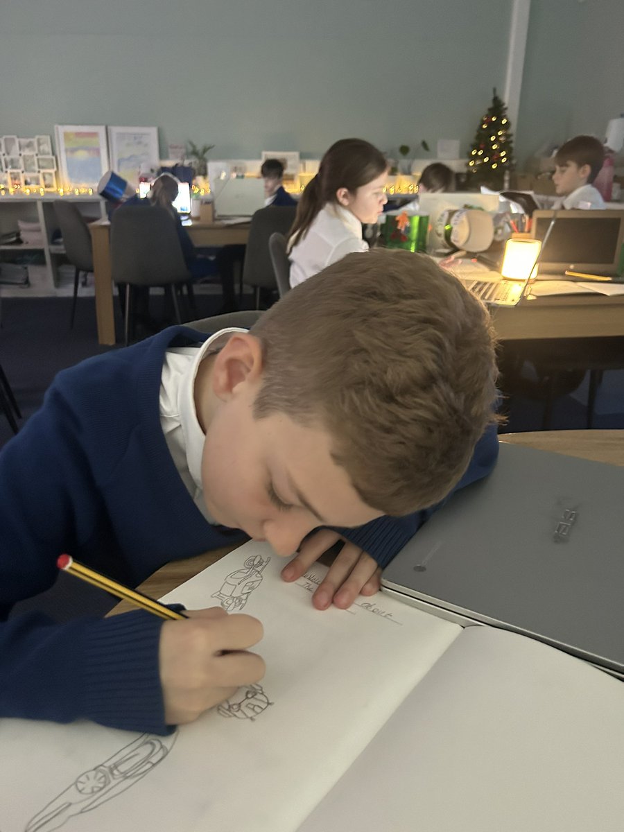 Y5Redgate's tweet image. We have been developing ideas about the future in our sketchbooks and the children have had some amazing ideas, well done Year 5. #RCPArt