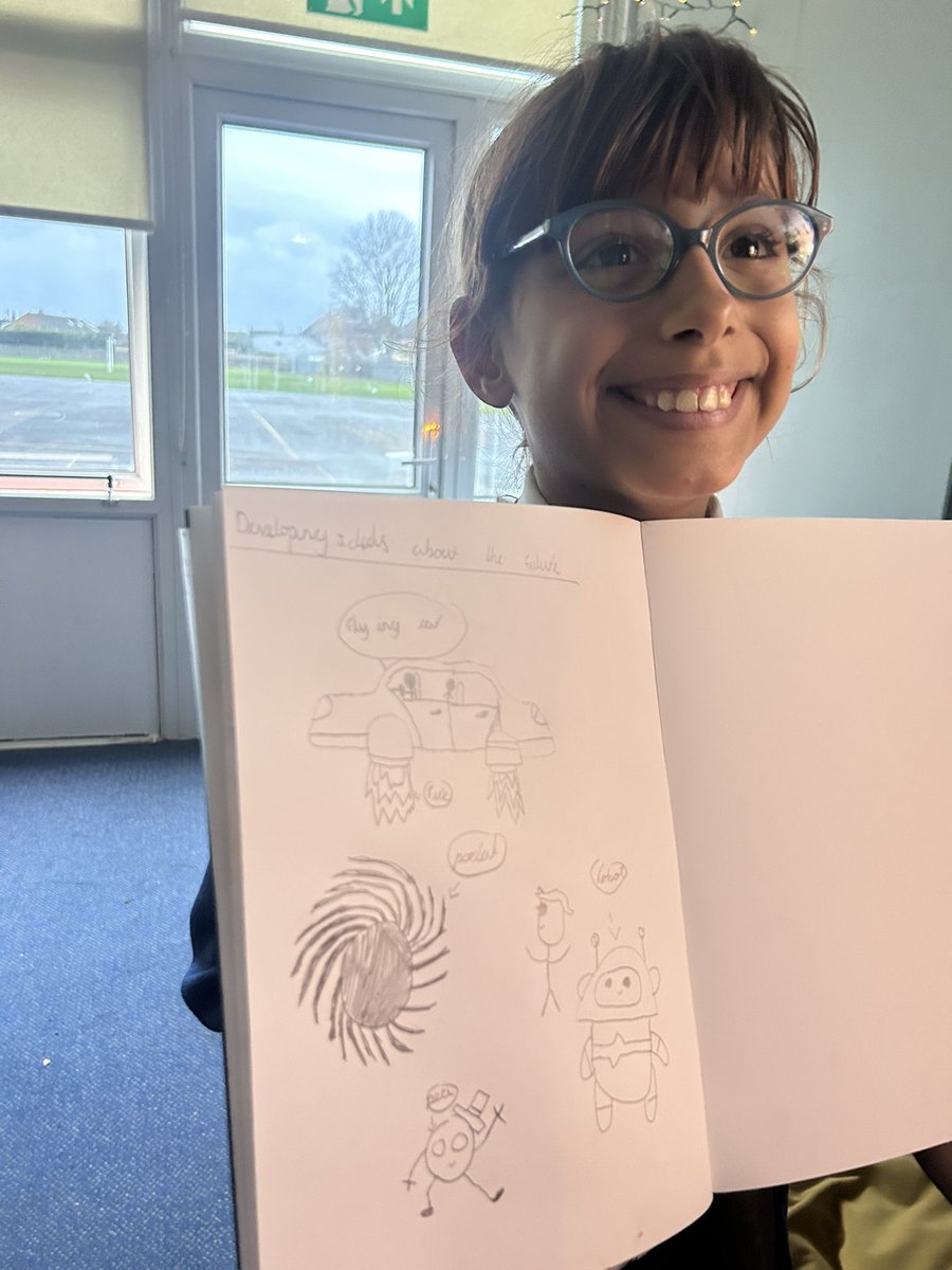 Y5Redgate's tweet image. We have been developing ideas about the future in our sketchbooks and the children have had some amazing ideas, well done Year 5. #RCPArt
