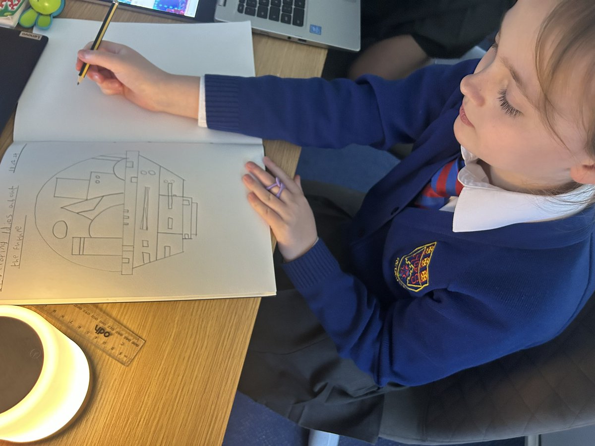 Y5Redgate's tweet image. We have been developing ideas about the future in our sketchbooks and the children have had some amazing ideas, well done Year 5. #RCPArt
