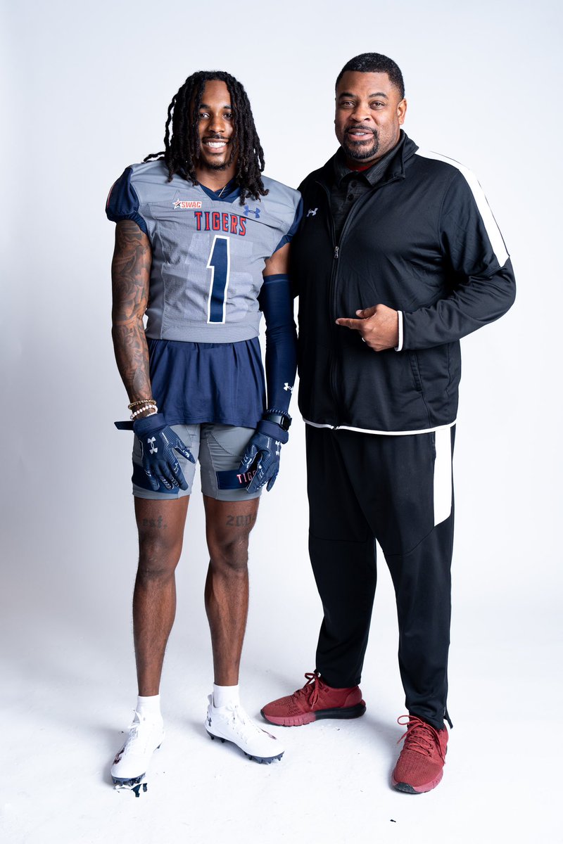 <a href="/gojsutigersfb/">Jackson State Football</a> 🐅