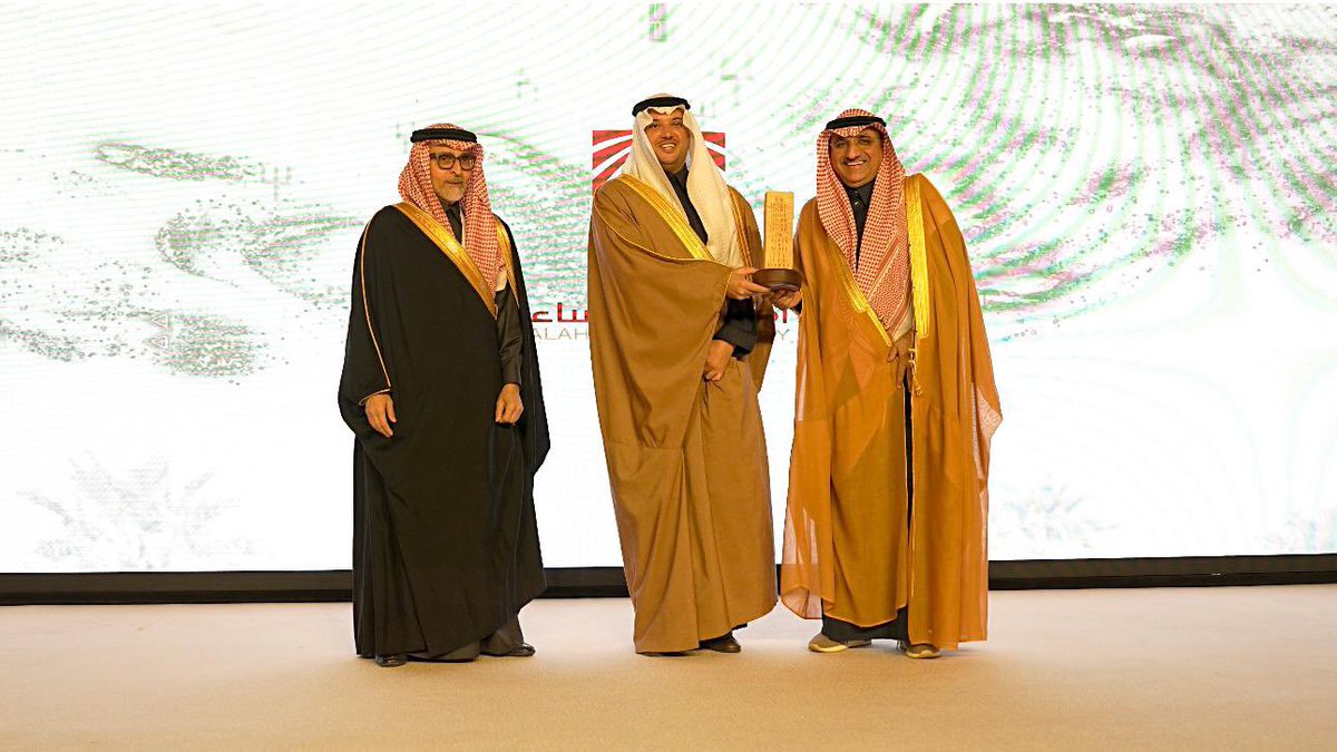 نتقدم بخالص الشكر والتقدير لشريكنا الاستراتيجي أمانة الأحساء.

ولكل من ساهم في رحلة صناعة هذا المعلم الحضاري شكرًا 
مجموعة ناجي بوسرور للمقاولات 
مكتب عماد الجبر للاستشارات الهندسية 
المهندس طالب الهاشم 

جهودكم المتميزة أثمرت في إبراز هذا المشروع الفريد الذي يُجسد أصالة وتراث