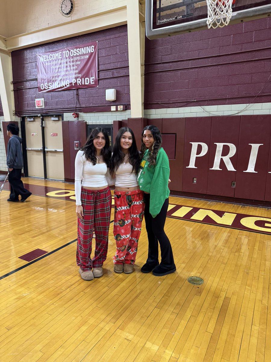 Daniela Castro tweet media