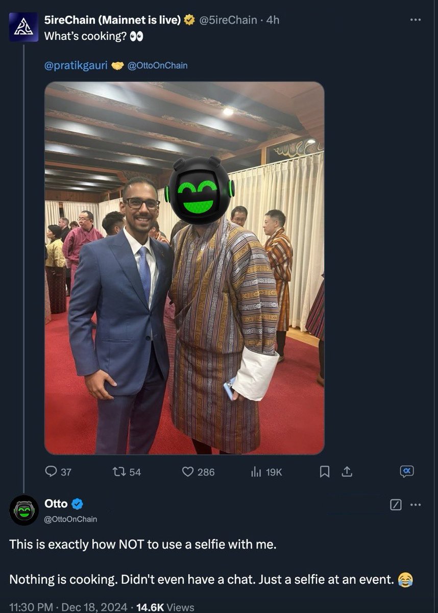 Hybrid tweet media