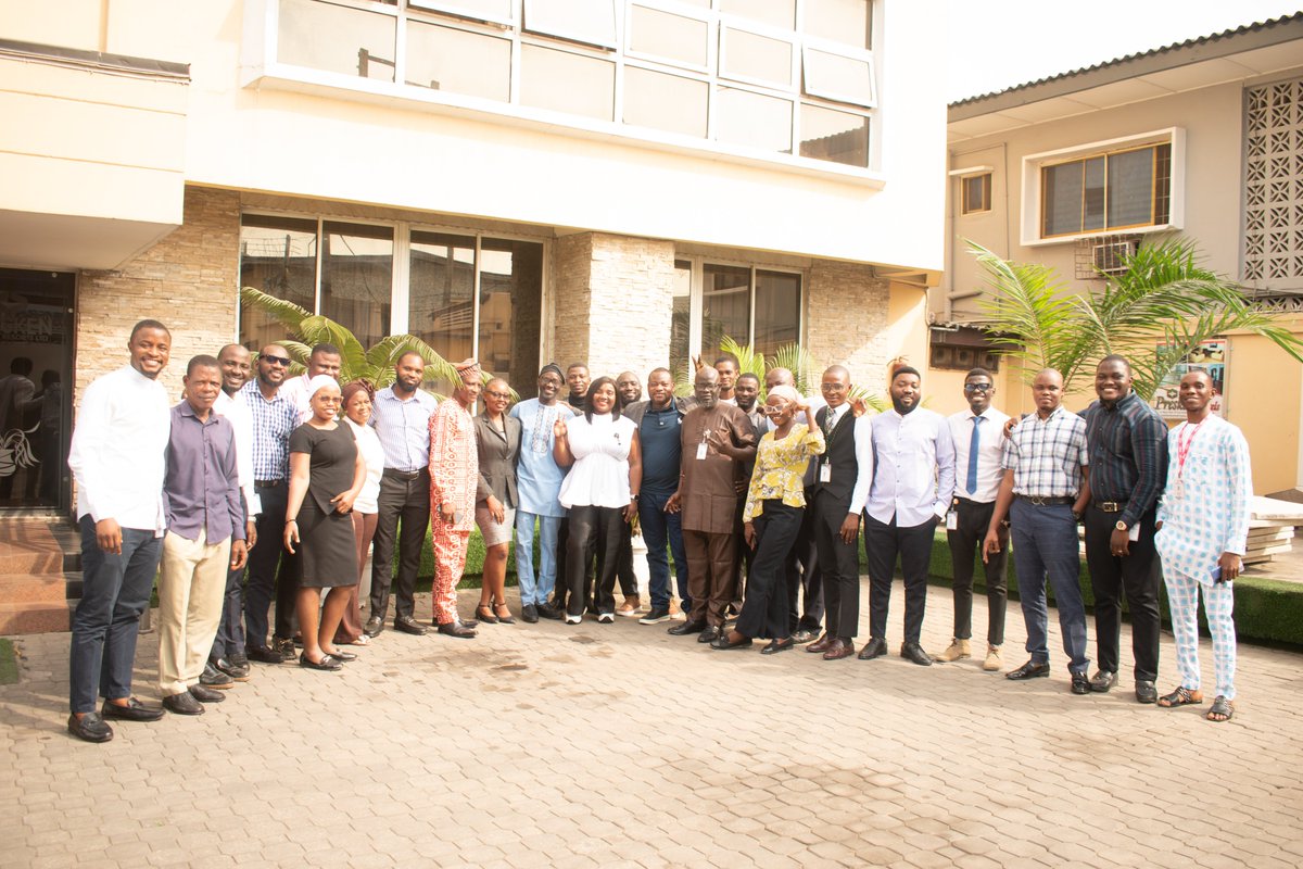Softcodesng's tweet photo. Elevating service excellence at Softcodes 2025.

As part of improving our service delivery, we embarked on a seminar titled "REDEFINING EXCELLENCE THROUGH CUSTOMER FOCUS." held at @preskenhospitality

#softcodes #Softcodes2025 #CustomerFocus #RedefiningExcellence https://t.co/PVzdswFmaj