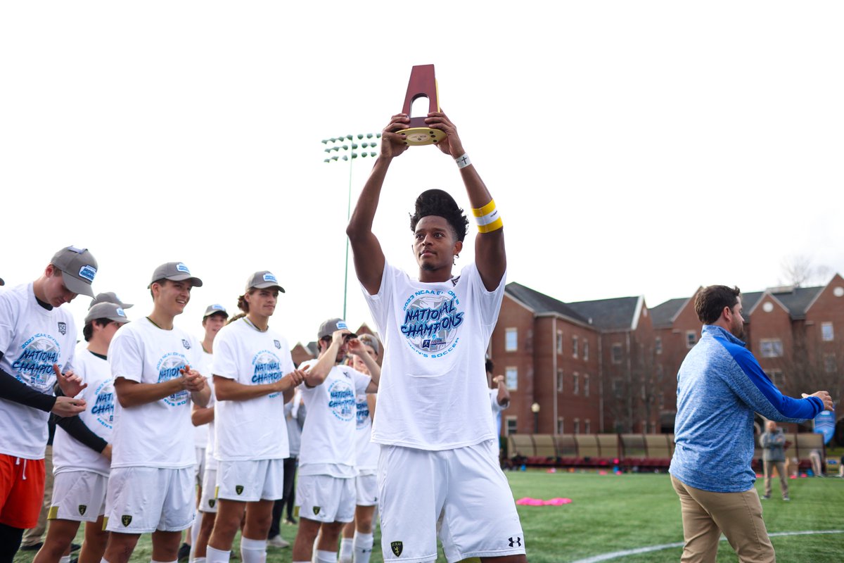 St. Olaf Athletics (@stolafathletics) on Twitter photo 𝐏𝐢𝐜𝐤 '𝐞𝐦.
Former <a href="/StOlafMSOC/">St. Olaf Men’s Soccer</a> standouts Victor Gaulmin '24 and Hakeem Morgan '24 are among the list of eligible players for tomorrow's 2025 <a href="/MLS/">Major League Soccer</a> SuperDraft!
RELEASE: athletics.stolaf.edu/news/2024/12/1…
#UmYahYah | #OlePride | #d3soc 𝐏𝐢𝐜𝐤 '𝐞𝐦.
Former <a href="/StOlafMSOC/">St. Olaf Men’s Soccer</a> standouts Victor Gaulmin '24 and Hakeem Morgan '24 are among the list of eligible players for tomorrow's 2025 <a href="/MLS/">Major League Soccer</a> SuperDraft!
RELEASE: athletics.stolaf.edu/news/2024/12/1…
#UmYahYah | #OlePride | #d3soc