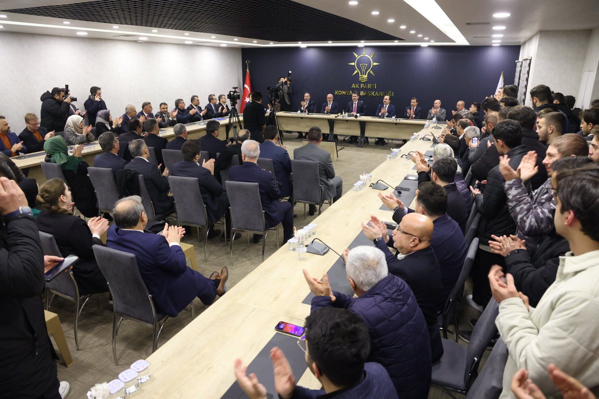 HasanAngiHA's tweet photo. Bir dizi program kapsamında şehrimize gelen Çevre, Şehircilik ve İklim Değişikliği Bakanımız, hemşehrimiz Sayın Murat Kurum'u İl Başkanlığımızda misafir ettik.

Kıymetli Bakanımıza ziyaretleri için teşekkür ediyor, saygılarımı sunuyorum. https://t.co/sNEclp5yDN