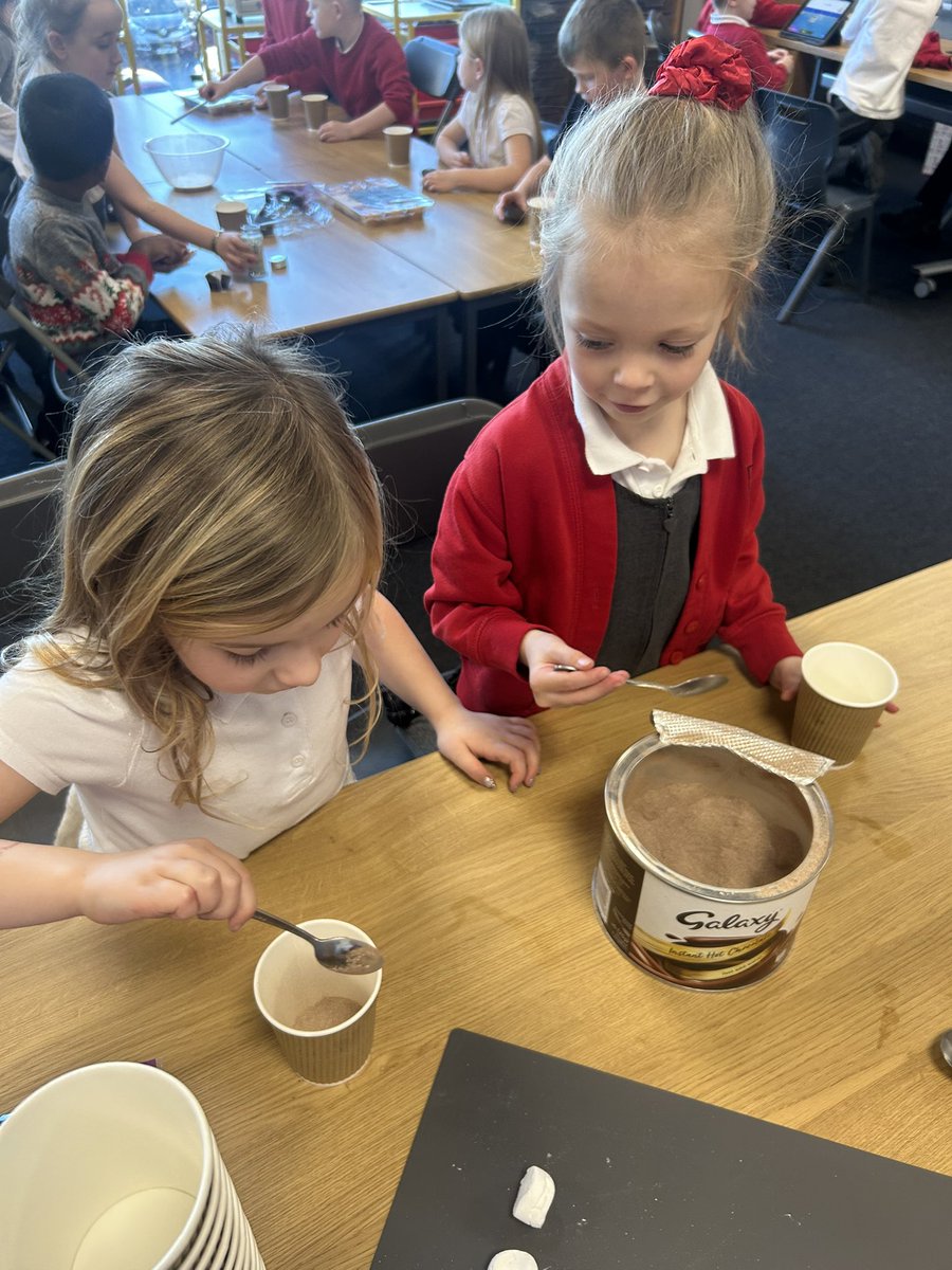 Miss Hayward tweet media