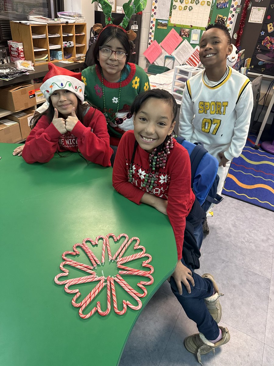 Northeast Kindness Club is spreading holiday cheer with kindness grams! We sold 572 grams! KC members worked hard putting the grams together &amp; organizing them to send before break. Happy Holidays &amp; remember to be kind😄🎄🎁 <a href="/Linda42283460/">Linda</a> #BeEvergreen