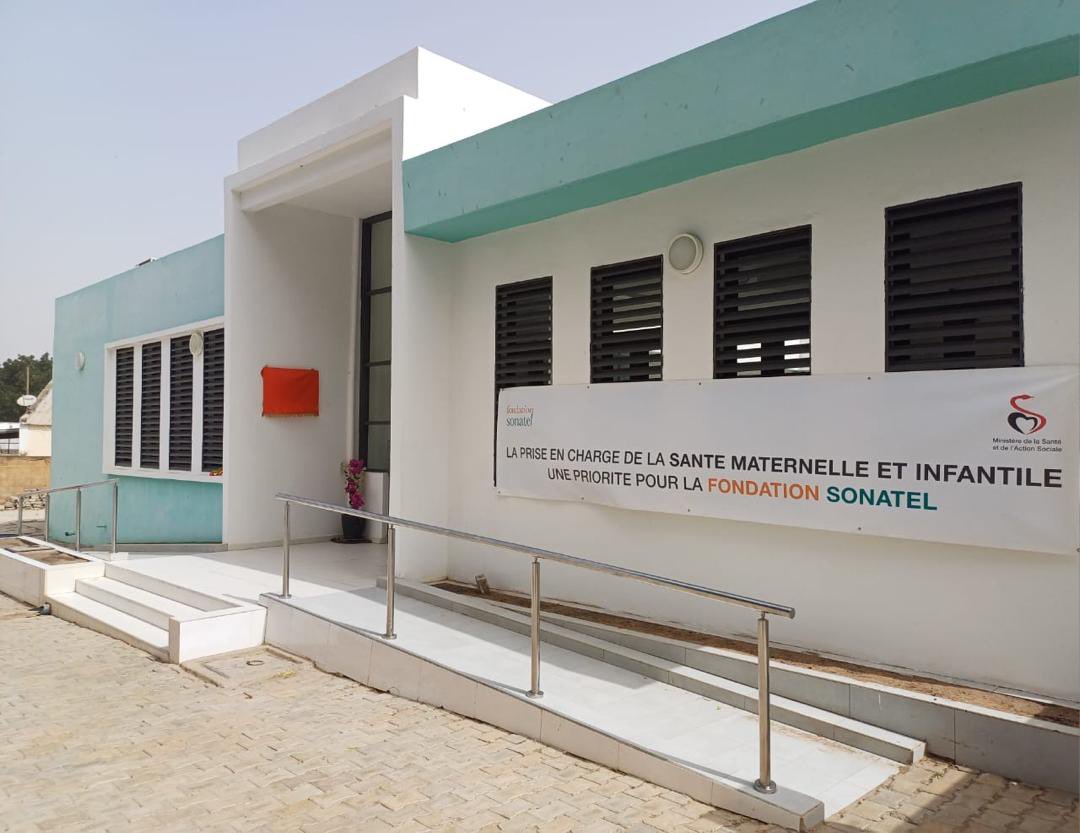 FSonatel's tweet image. Aujourd&apos;hui, la maternité de Ndiébel a officiellement ouvert ses portes grâce au soutien de la Fondation Sonatel.
En présence des autorités locales et des populations, cette inauguration marque une étape importante pour la santé Mère et Enfant de la région.
 
Merci à tous ceux…