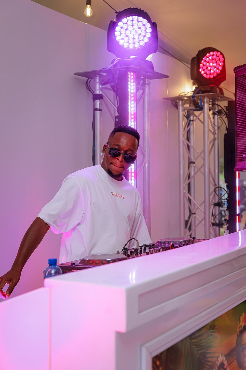 RomeoMakota's tweet image. We’re uploading last mix of the year 2024 midnight #BestSelection