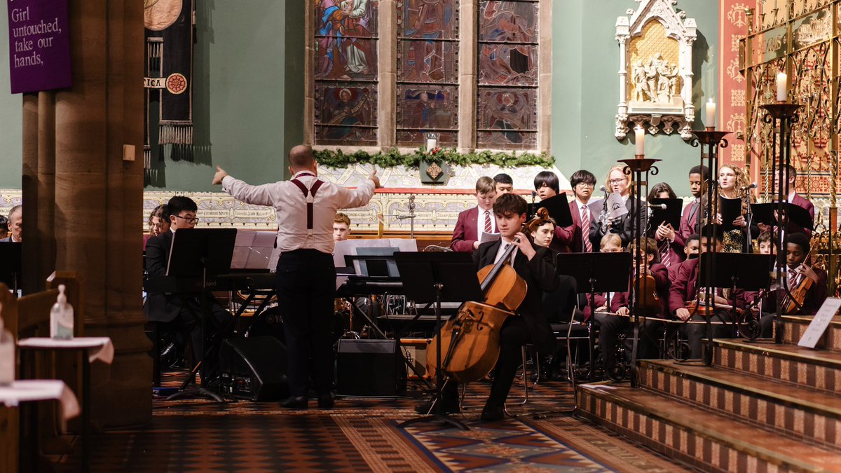 StCuthbertsTune's tweet photo. A wonderful #Advent Carol Service took place in Chapel to celebrate the end of #MichaelmasTerm yesterday
@nclcathedral ๐๐ถ
@StCuthbertsPray @StCuthbertsHigh
#joy #stcuthbertmusic #stcuthbertChristmas #stcuthbertmenofconmittment
#Christmas #CarolConcert #SchoolMusic https://t.co/THU5yYQwhL