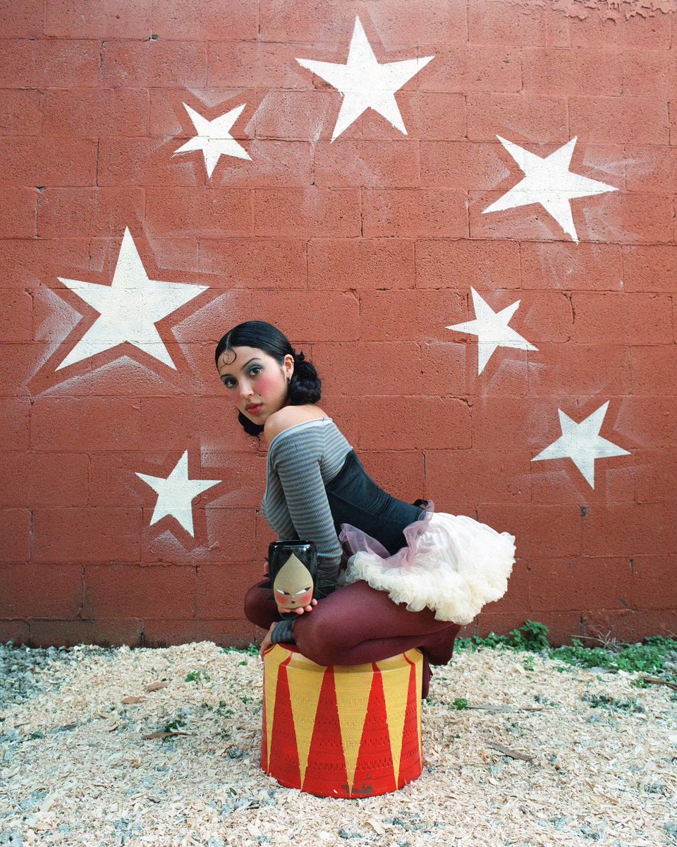 tatiana_gitana's tweet photo. Did a shoot with my friends for my new collection “Las Payasitas” dropping this Saturday 12pm est. ⭐️ Best one yet imo https://t.co/lAmQGc5Hs7