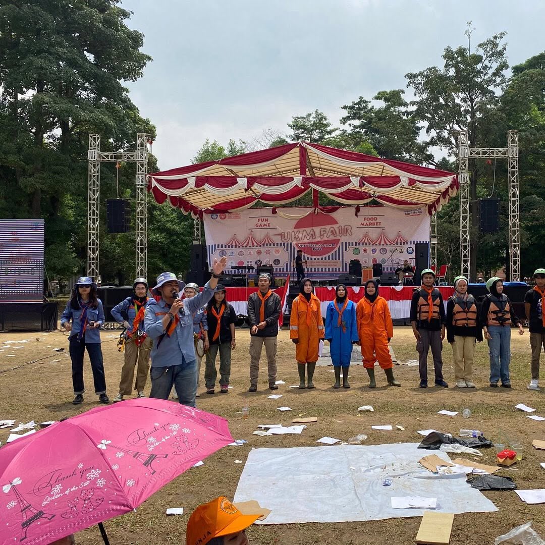 Mapala_SIGINJAI's tweet photo. 🏆[ UKM FAIR UNJA ]
Salam lestari✊🏻🍃
Mapala SIGINJAI Unja ikut berpartisipasi dalam kegiatan UKM FAIR UNJA yang diselenggarakan oleh Universitas Jambi sejak tahun 2023 sampai saat ini tahun 2024. https://t.co/s0DXrgtFxA