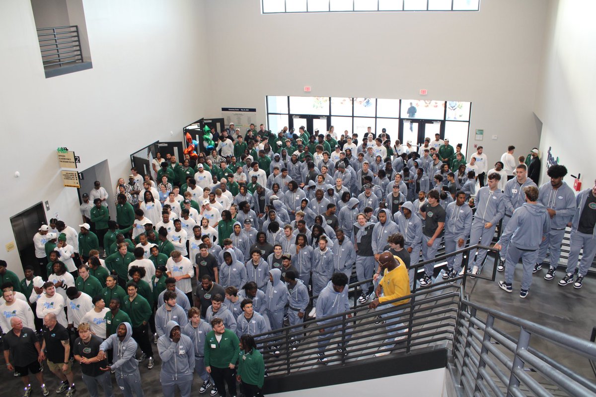 Knijeah Harris⁷⁷ (@knijeah) on Twitter photo I had a great time serving the community and getting us closer to a hunger-free Tampa Bay. Support Feed The Season: <a href="/Fl_Victorious/">Florida Victorious</a> #FVFoundation <a href="/FeedingTampaBay/">Feeding Tampa Bay</a> I had a great time serving the community and getting us closer to a hunger-free Tampa Bay. Support Feed The Season: <a href="/Fl_Victorious/">Florida Victorious</a> #FVFoundation <a href="/FeedingTampaBay/">Feeding Tampa Bay</a>
