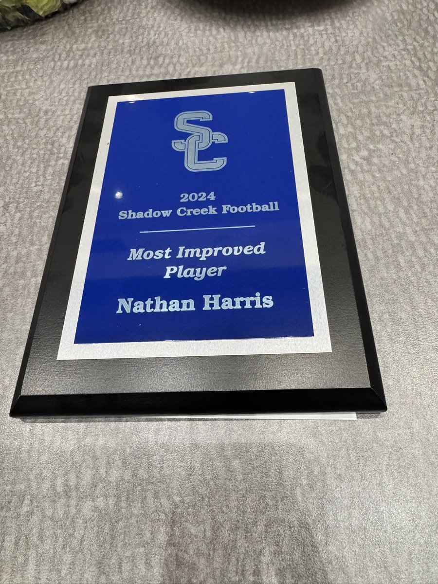 Natthan32's tweet photo. Blessed and Honored to receive this award. The bar is set and I must go higher. Senior SZN loading. Not done yet @SCSharkFootball @Zinn68 @CoachCarter3 @EMitch_28 @Bullard_Coach @SavageDline https://t.co/kb3mFDyd9W