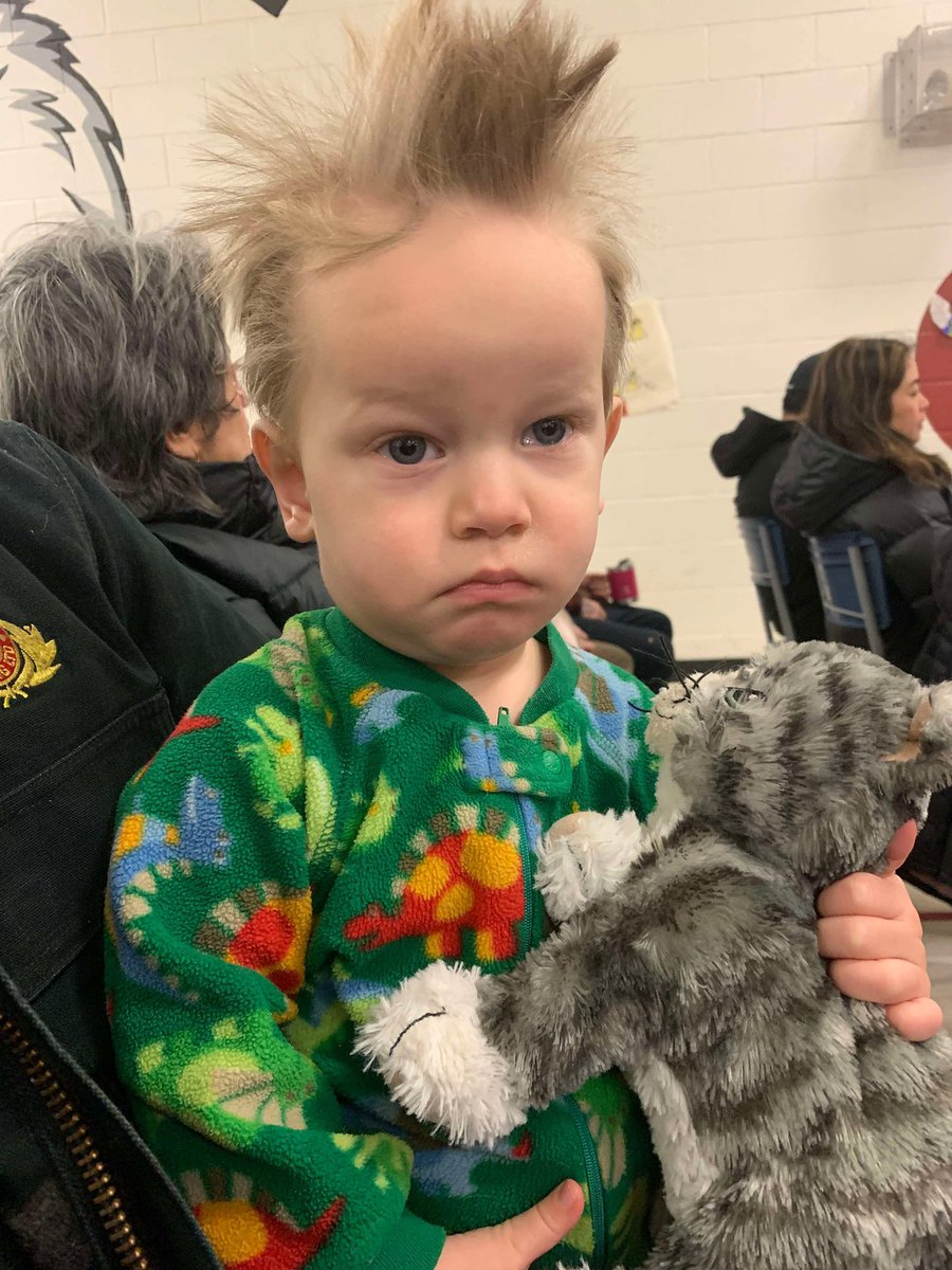 anchoredforgood's tweet photo. Entertaining Christmas concert today! Great singing and dancing and classic Christmas dad jokes! Ben was SO excited to show us what he’s been practicing. Alex was a trooper for getting out of bed to see his big brother sing and dance. @StElizabethOCSB @MsCoulson23 https://t.co/FHxheic5B7