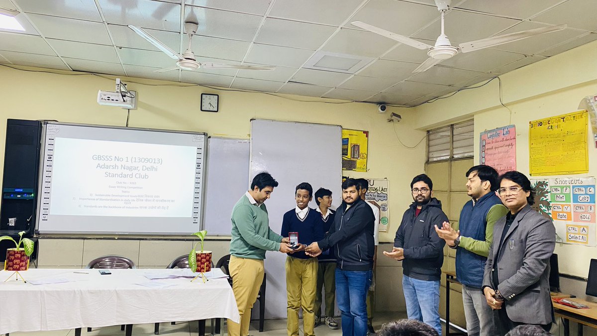 udeybhan's tweet photo. Standard Club Activity organised by BIS official at @GBSSS_1_AN https://t.co/9IHjd8ekpB