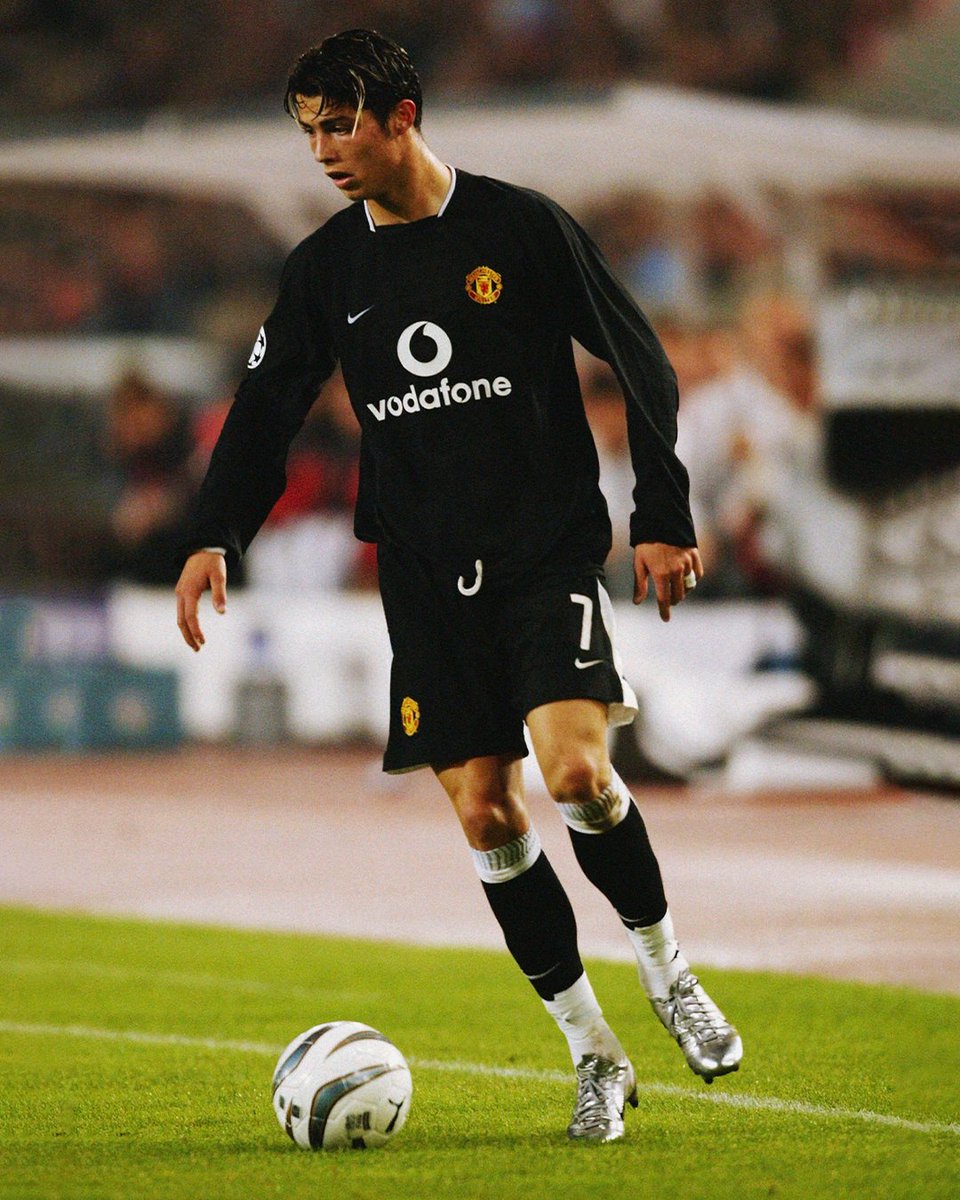 Retro Ronaldo 👶

#UCL