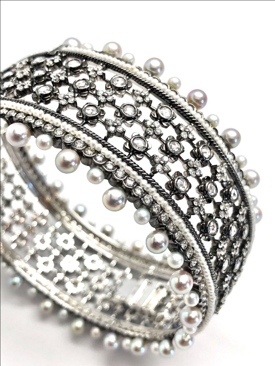 StephanieKantis's tweet photo. New Jewelry Auction Items Live Now! 💍  - Support MDA! - https://t.co/Bb8iCRpdBq https://t.co/A2jDmM49uW