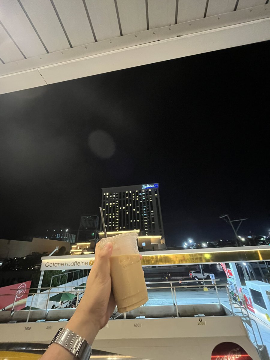 bernlinard's tweet photo. coffee? https://t.co/CSMMma2mqt