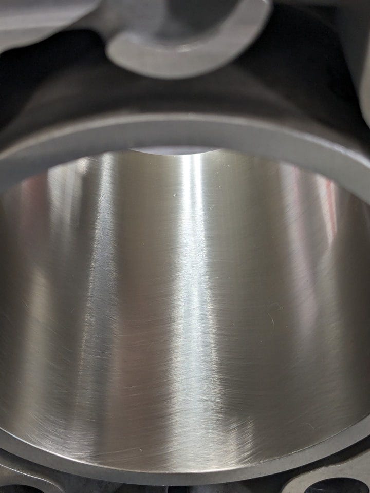 lnengineeringco's tweet image. Engine blocks are the heart of every engine. 🛠️ Discover the differences between open &amp;amp; closed deck designs, Nikasil, Alusil, SUMEbore coatings, and the latest in reconditioning tech by LN Engineering. 🏎️
📖 Read more: medium.com/@lnengineering… #EngineRebuild #LNEngineering