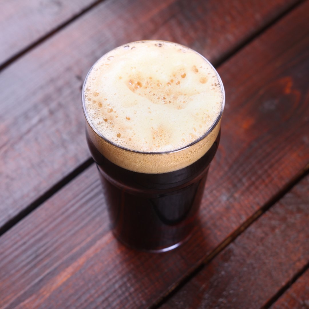 🍺 The UK is full of talented brewers who produce some incredible stouts. The Guinness shortage is a great opportunity to support our independent breweries. Check out our list of 12 award-wining stouts on <a href="/WBOnline_/">What's Brewing</a> and try something new!

📰 Read here: ow.ly/pTIu50UuaSw
