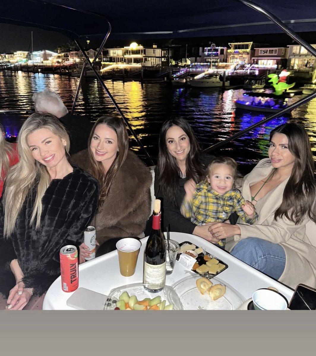 Newport boat parade 🎄💥