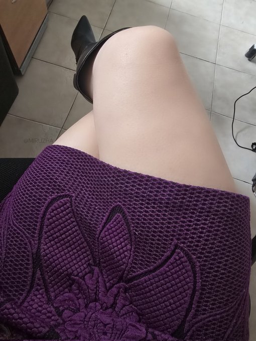 𝕄𝕚𝕣𝕏✨ - ¿Cuál frío? 😏 https://t.co/gLedyGyjPa