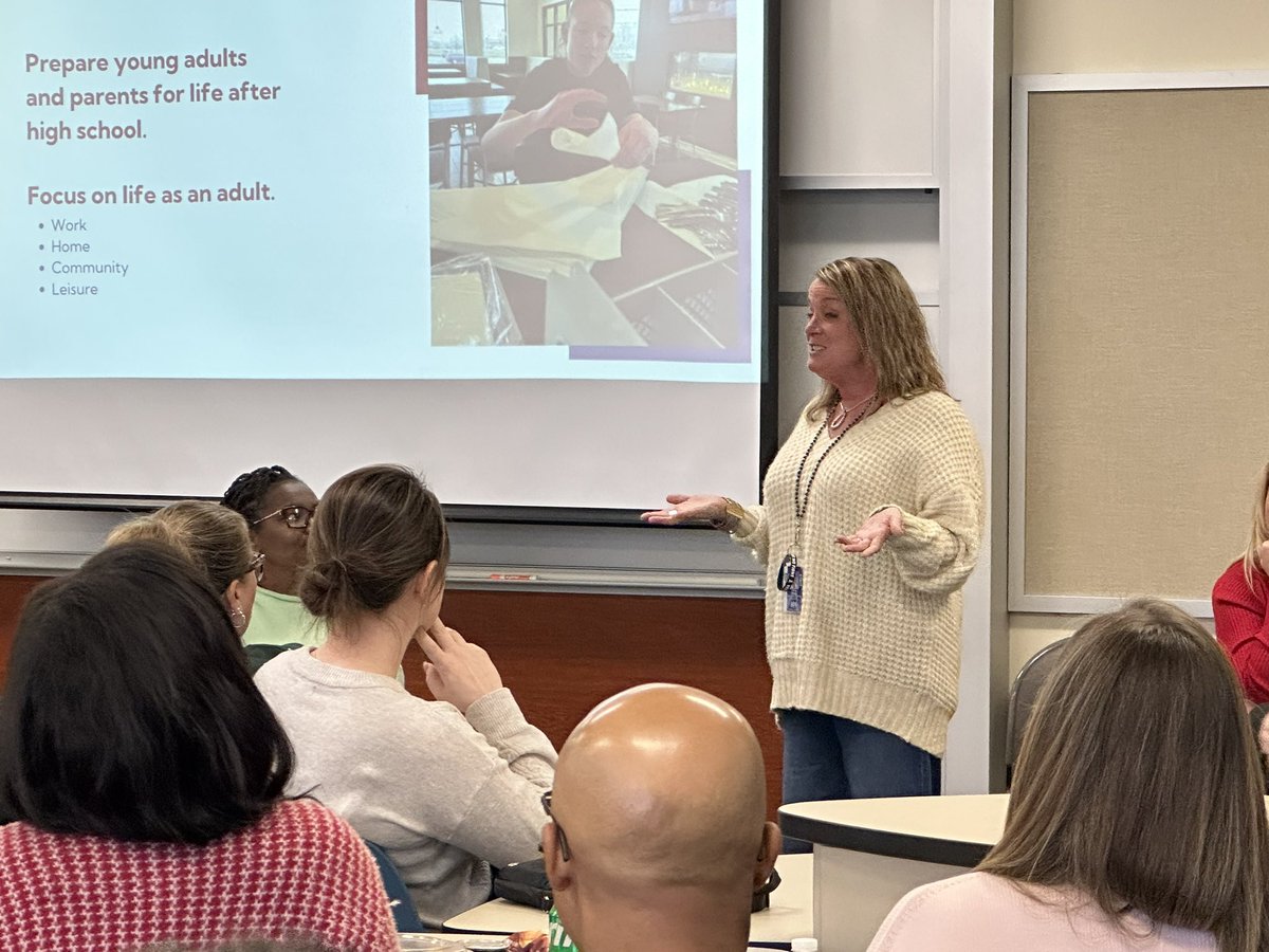 HSESchools's tweet photo. A powerhouse line-up of academic leaders sharing information at #HSEngaged on programming for Exceptional Learners, ENL and High Ability. We’re always finding ways to meet the needs of ALL students - and we’re grateful for all those working behind-the-scenes to ensure success. https://t.co/O5f13SkDLv