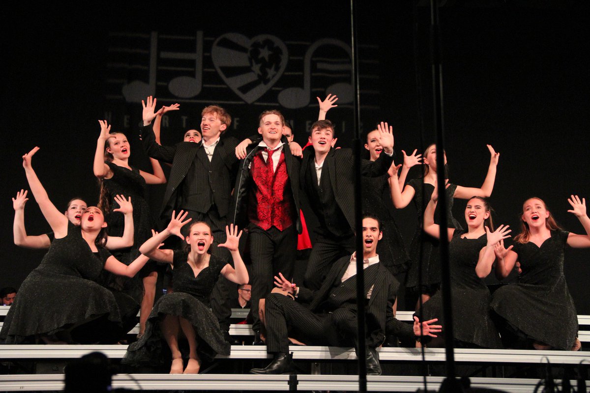 Check out our blog for a closer look at the HOA competition approach! Read why Heart of America spreads its competitions across multiple exciting sites, benefiting students and the performing arts community. #HOAchoirs

hoachoir.com/blog/2024/11/2…