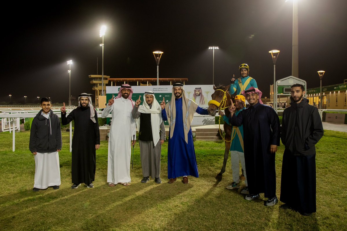 JockeyClub_SA's tweet photo. نتيجة الشوط الـ 11 الحفل (67) 

◻️الفائز : اس اس معجزه
◻️المالك : عبدالرحمن محمد سعد المقبل 
◻️المدرب : ريعان البراهيم 
◻️الخيال : عبدالله الخميس
◻️المسافة : 1800م

#نادي_سباقات_الخيل 🐎 https://t.co/Vrk76skhMJ