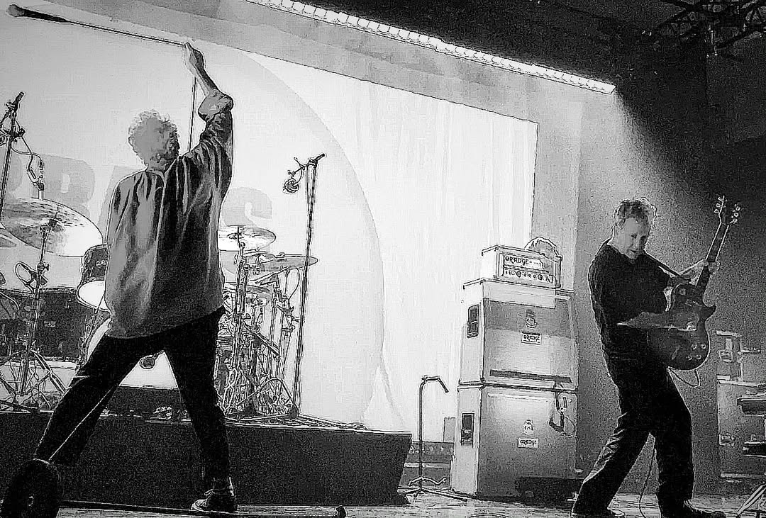 eemrb's tweet image. #Travis @EBTheatres Eastbourne Winter Gardens 17/12/24 @TravisBand Raze The Bar Tour