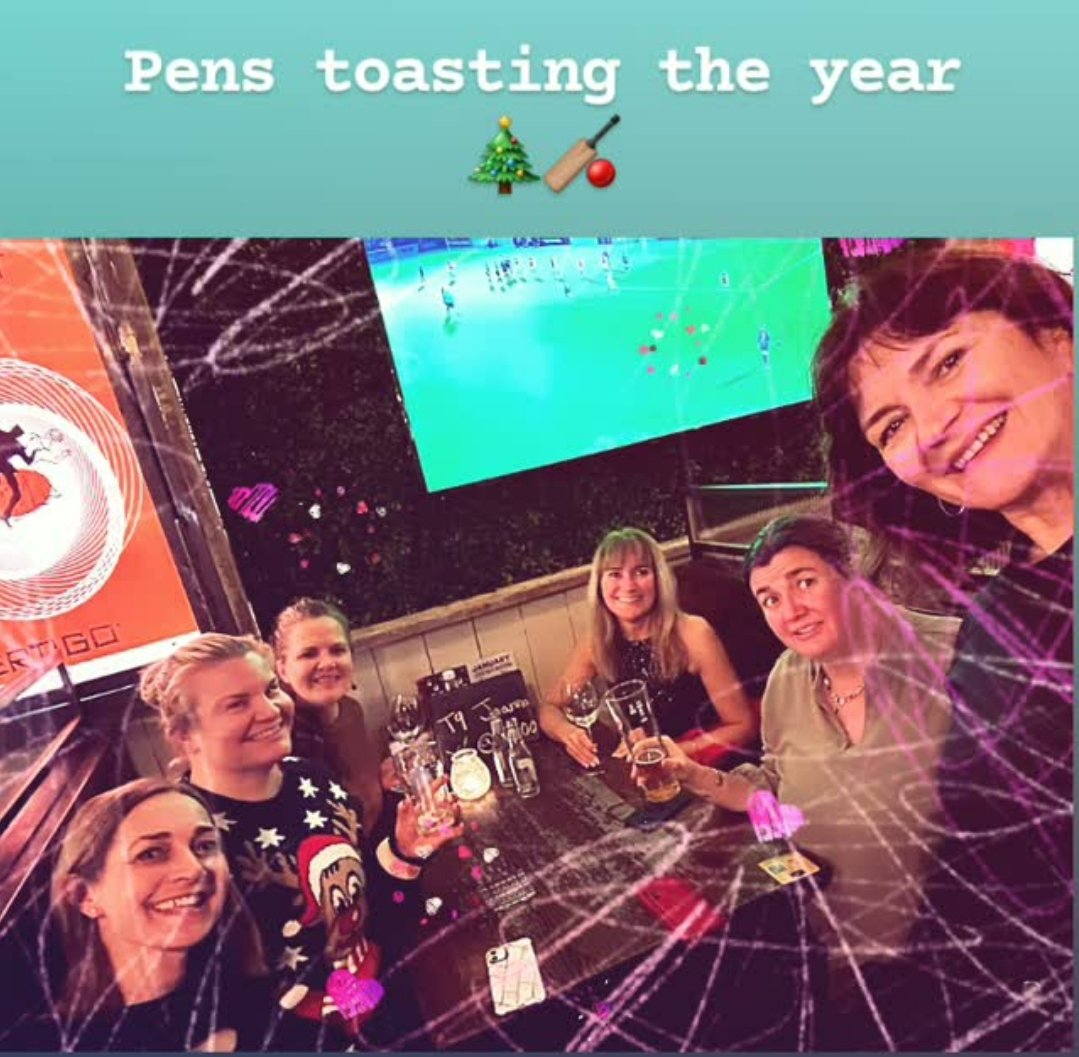 🏏🎄🥃