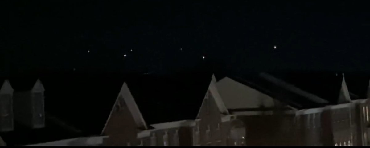 Timely and terrifying: the drones have made it to Reston, at least according to the Face Book:

restonian.org/2024/12/panic-…