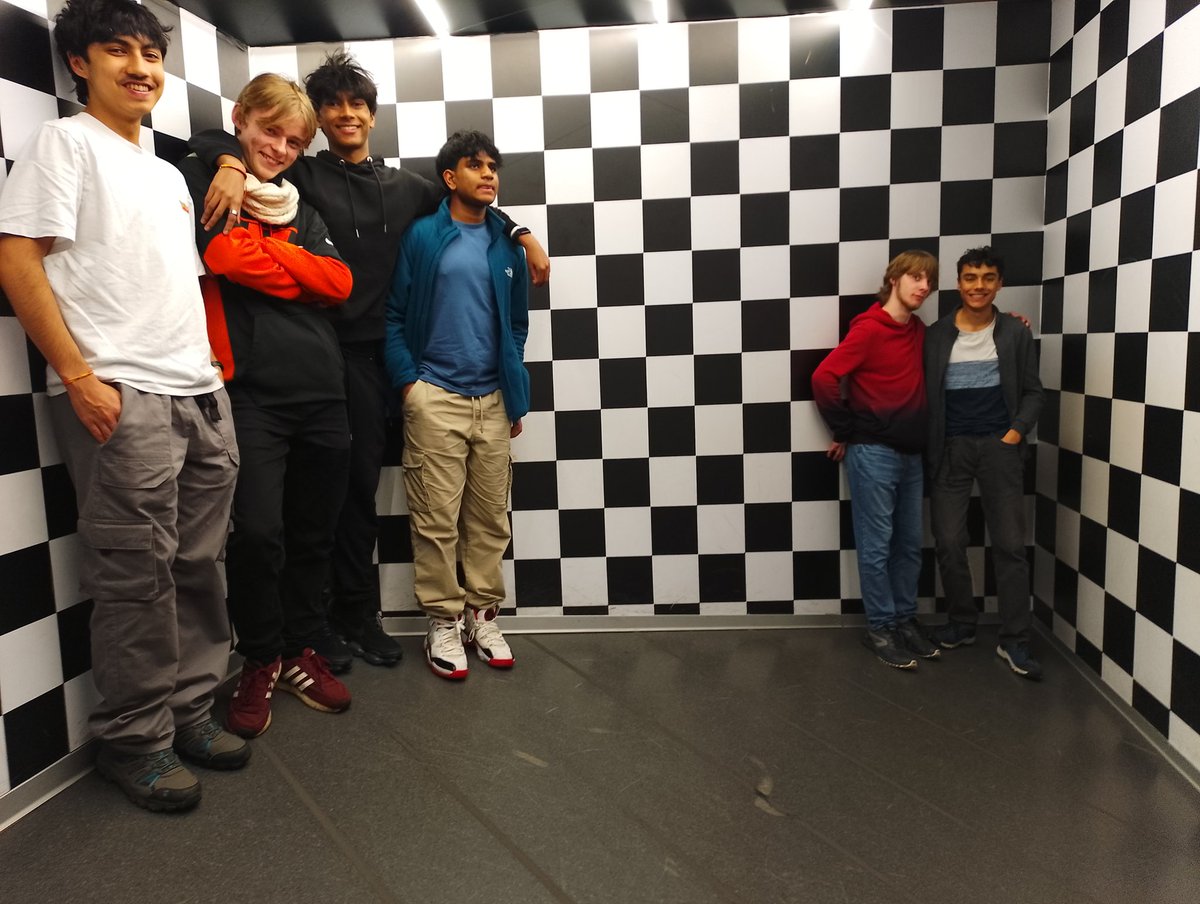 RLSComputing's tweet image. "Honey, I shrunk the kids". @TheRoyalLatin . Illusion museum Berlin after the Christmas market.