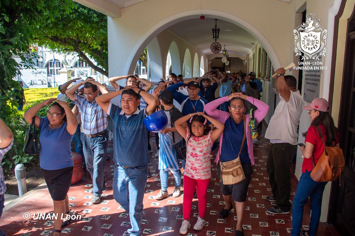 unanleon's tweet photo. Como parte del cuido y bienestar de las familias nicaragüenses, la comunidad universitaria de la UNAN-León se sumó al cuarto Ejercicio Nacional de Preparación para Proteger la Vida ante situaciones multiamenazas promovido por nuestro Gobierno de Reconciliación y Unidad Nacional. https://t.co/UrKKTFWqtB
