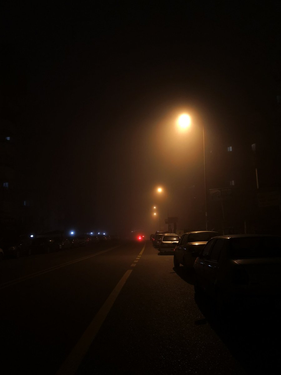 Sis fotosu cekicem derken sokağa düştük yine