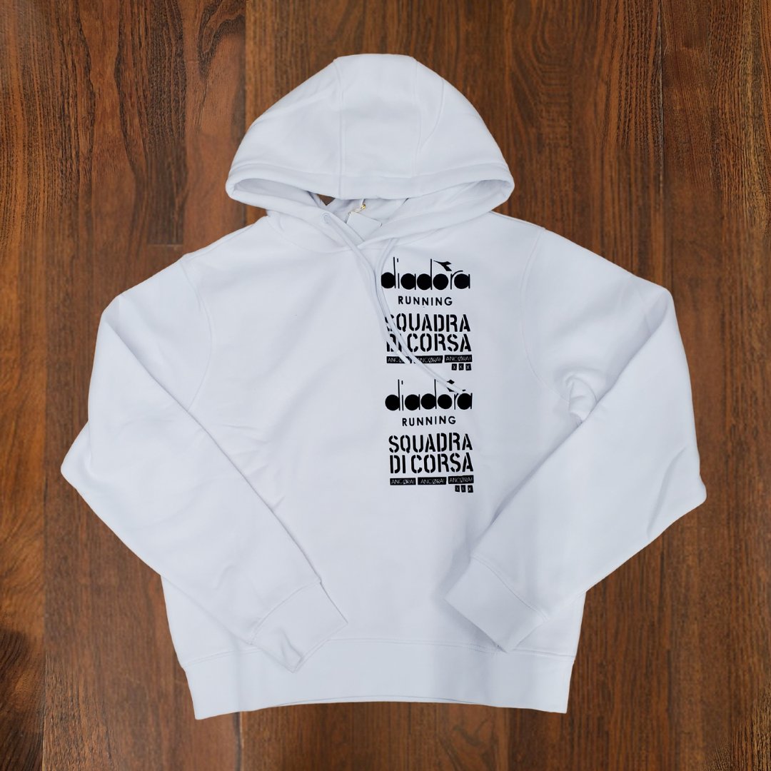 Run605's tweet image. New Diadora apparel has arrived!
We've never carried Diadora apparel, but color us impressed with this line up. 

🎄Still looking for the perfect Christmas gift?🎄
Well, might we suggest some of these sharp looking apparel options. 

#run605 #diadora #christmas #christmasshopping